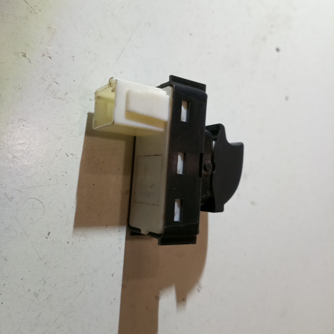 Comutador de vidro frente direito CITROEN BERLINGO (B9) | 08 -  Imagem-4