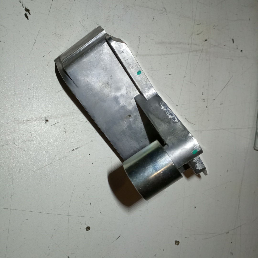 Rolo tensor, correia trapezoidal AUDI A4 Avant (8E5, B6) | 00 - 05 Imagem-3