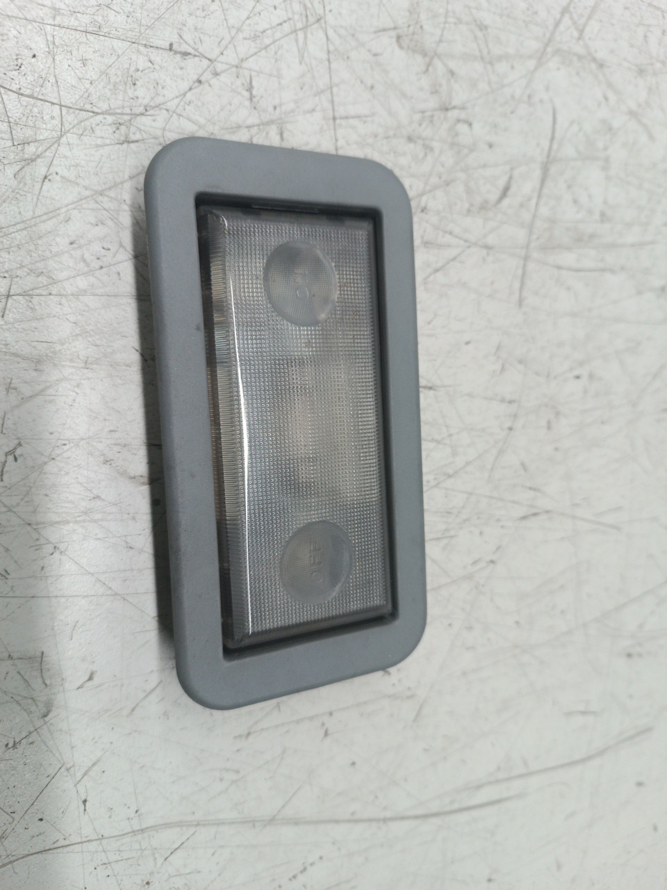Luz interior FIAT PALIO Weekend (178_) | 96 -  Imagem-0