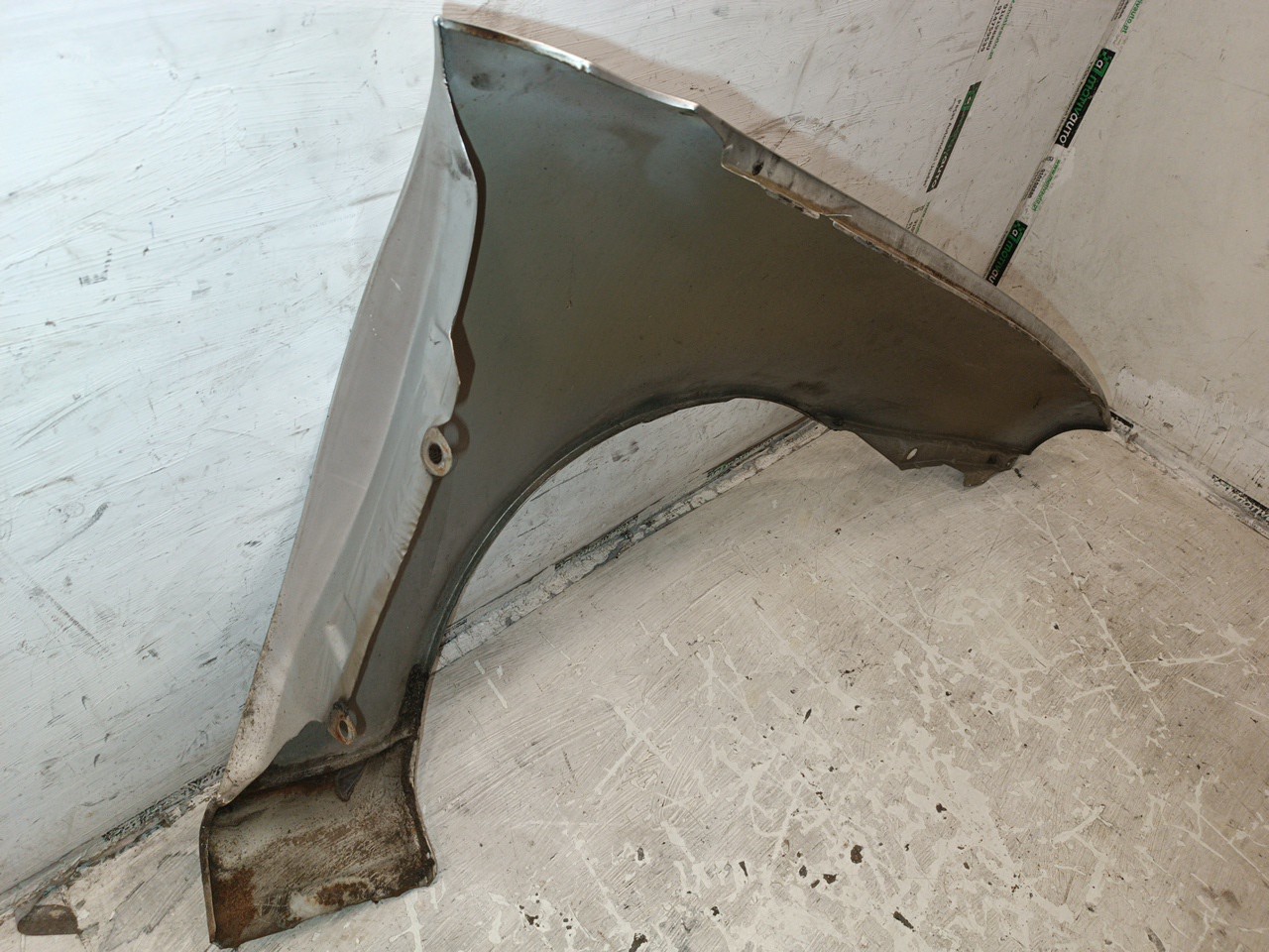 Guarda Lamas Esquerdo FORD FIESTA IV (JA_, JB_) | 95 - 02 Imagem-1