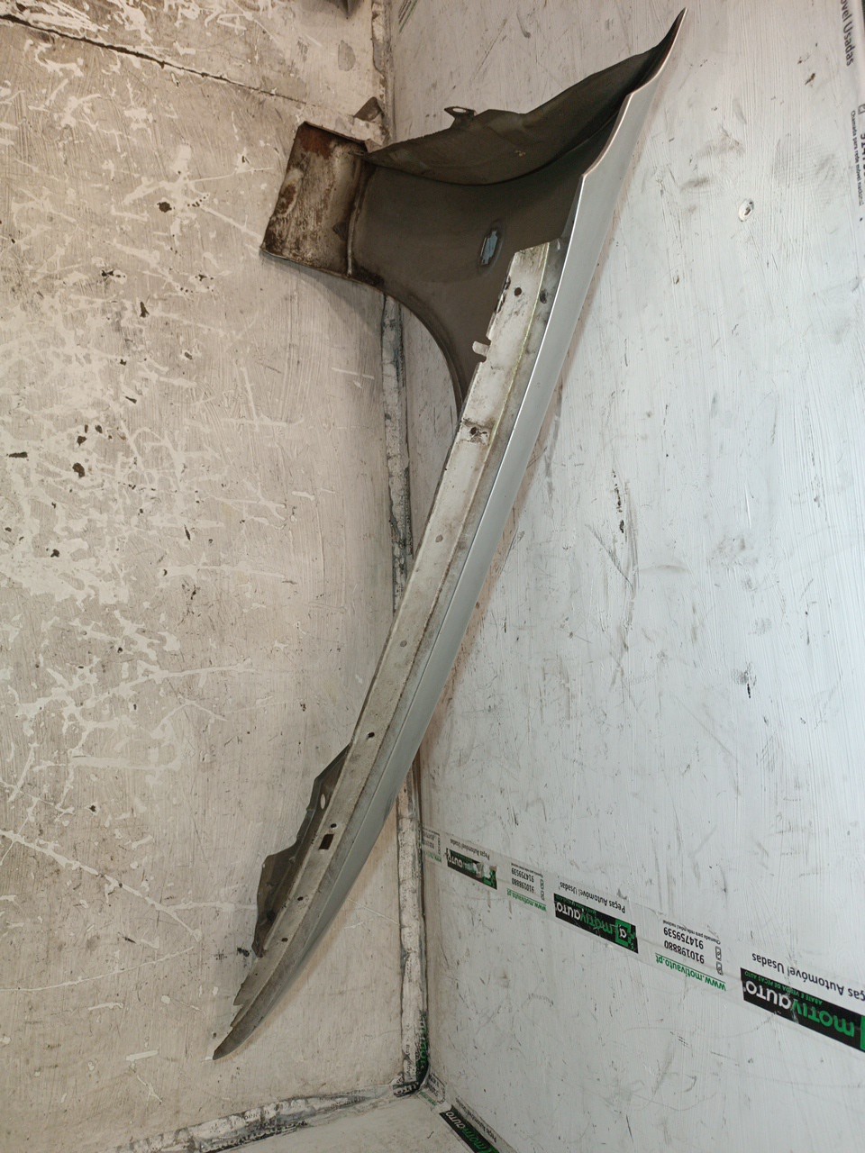 Guarda Lamas Esquerdo FORD FIESTA IV (JA_, JB_) | 95 - 02 Imagem-2