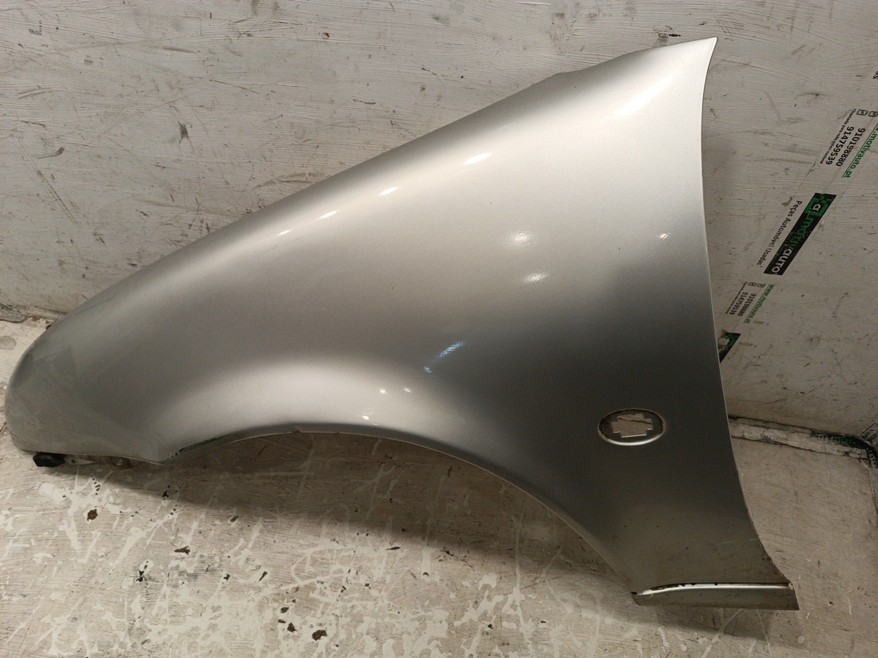 Guarda Lamas Esquerdo FORD FIESTA IV (JA_, JB_) | 95 - 02 Imagem-7