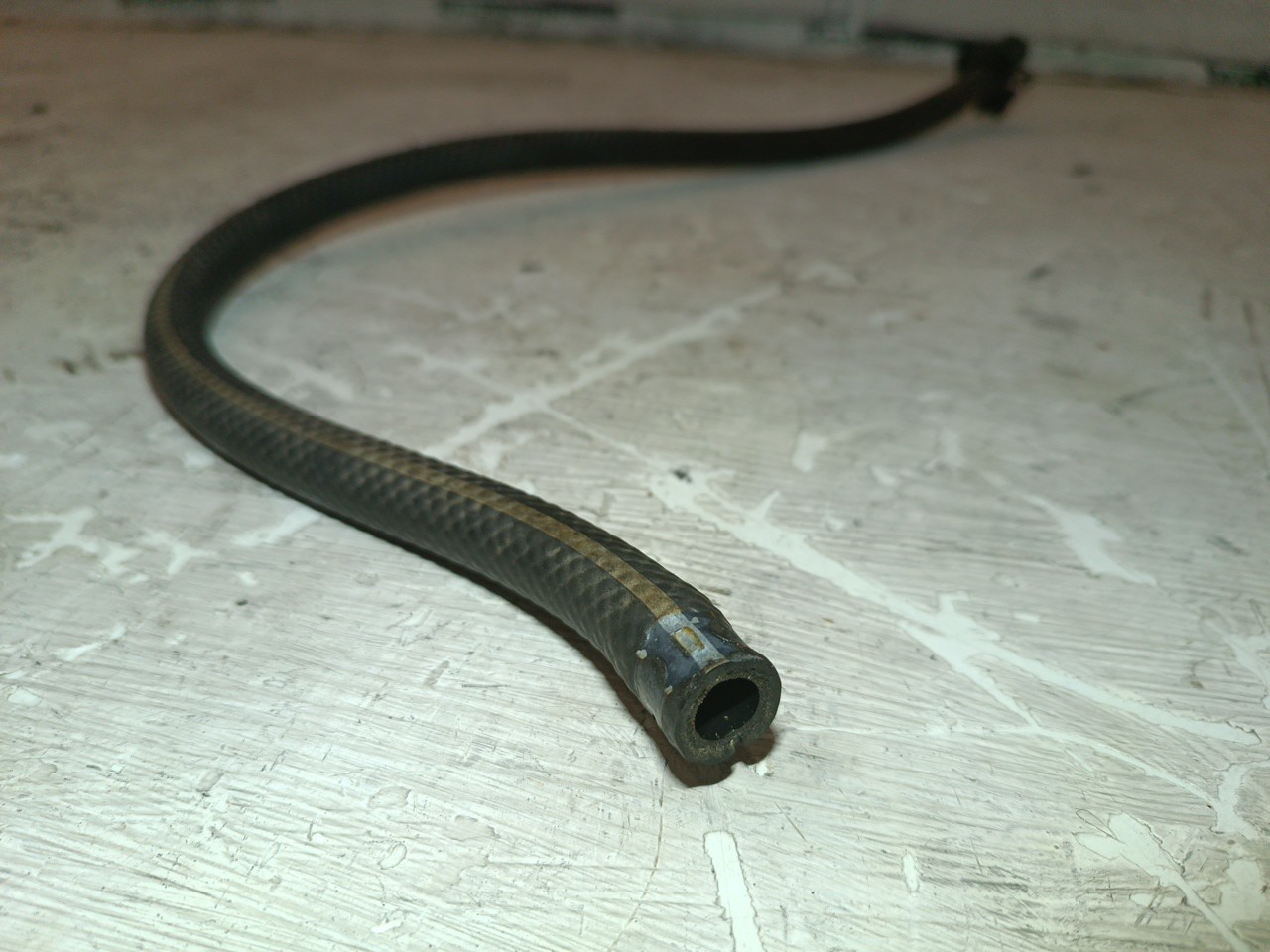 Tubo de Água RENAULT CLIO I (B/C57_, 5/357_) | 90 - 98 Imagem-1