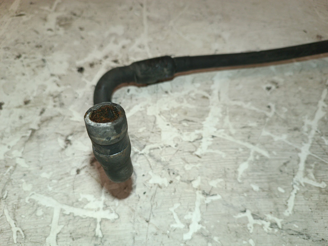 Tubo de Água PEUGEOT BOXER Caixa (230L) | 94 - 05 Imagem-2