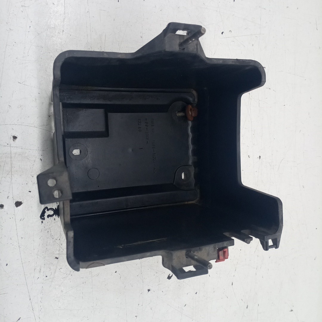 Caixa de bateria FORD FIESTA IV (JA_, JB_) | 95 - 02