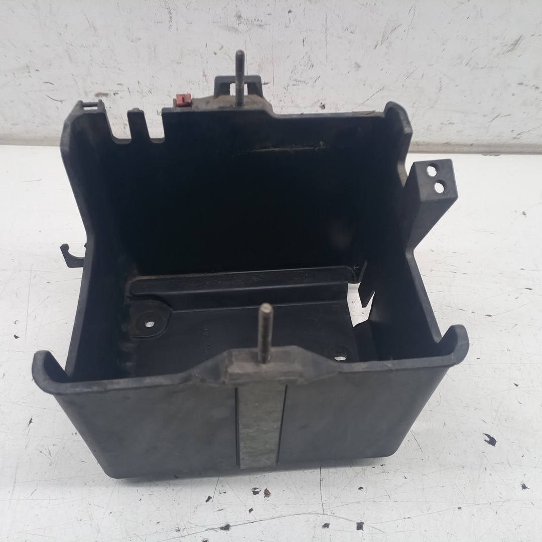 Caixa de bateria FORD FIESTA IV (JA_, JB_) | 95 - 02 Imagem-2