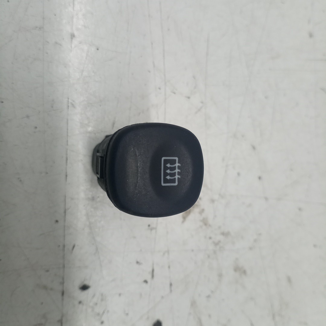 Botão desembaciador de vidro traseiro FORD FIESTA IV (JA_, JB_) | 95 - 02