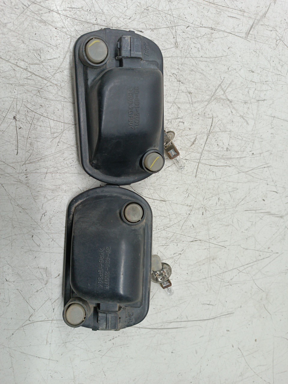 Suporte de farol de nevoeiro FORD FIESTA IV (JA_, JB_) | 95 - 02 Imagem-3