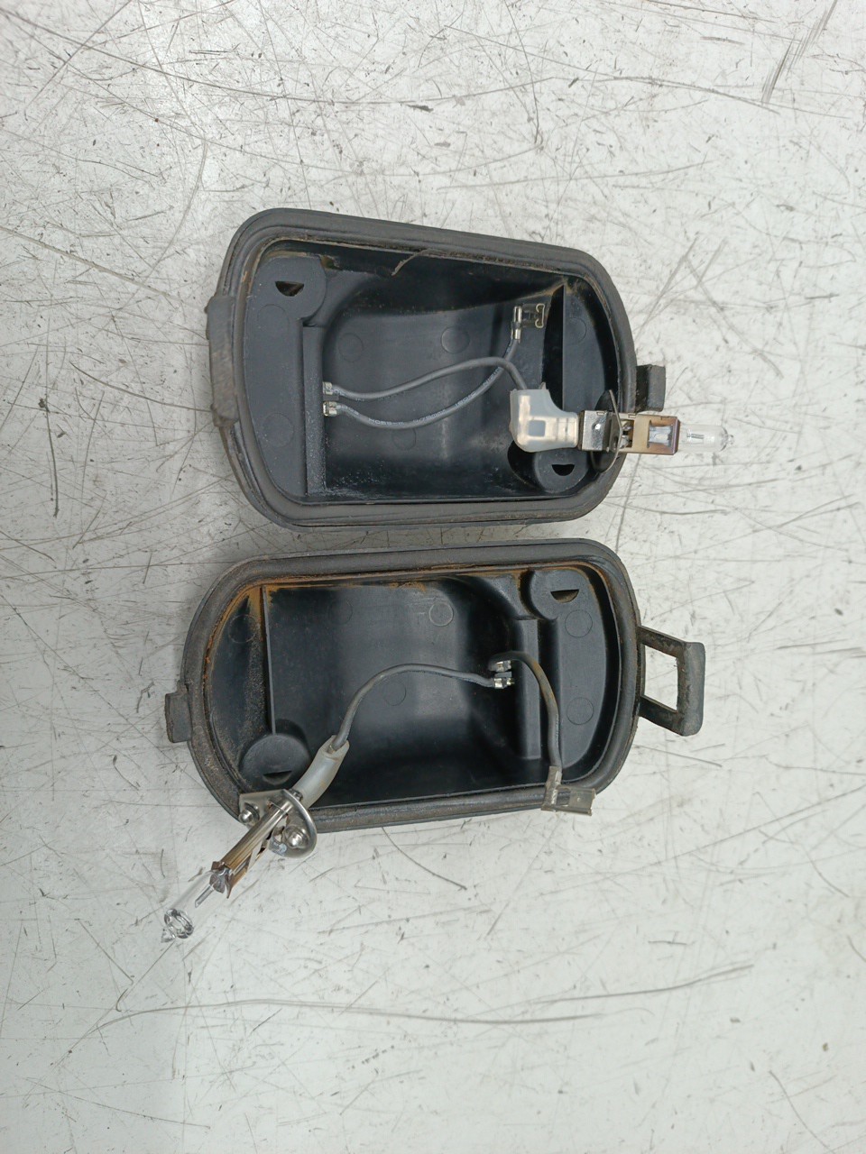 Suporte de farol de nevoeiro FORD FIESTA IV (JA_, JB_) | 95 - 02 Imagem-4