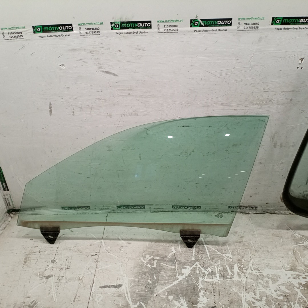 Vidro de Porta Frente Esquerdo AUDI A4 Avant (8E5, B6) | 00 - 05