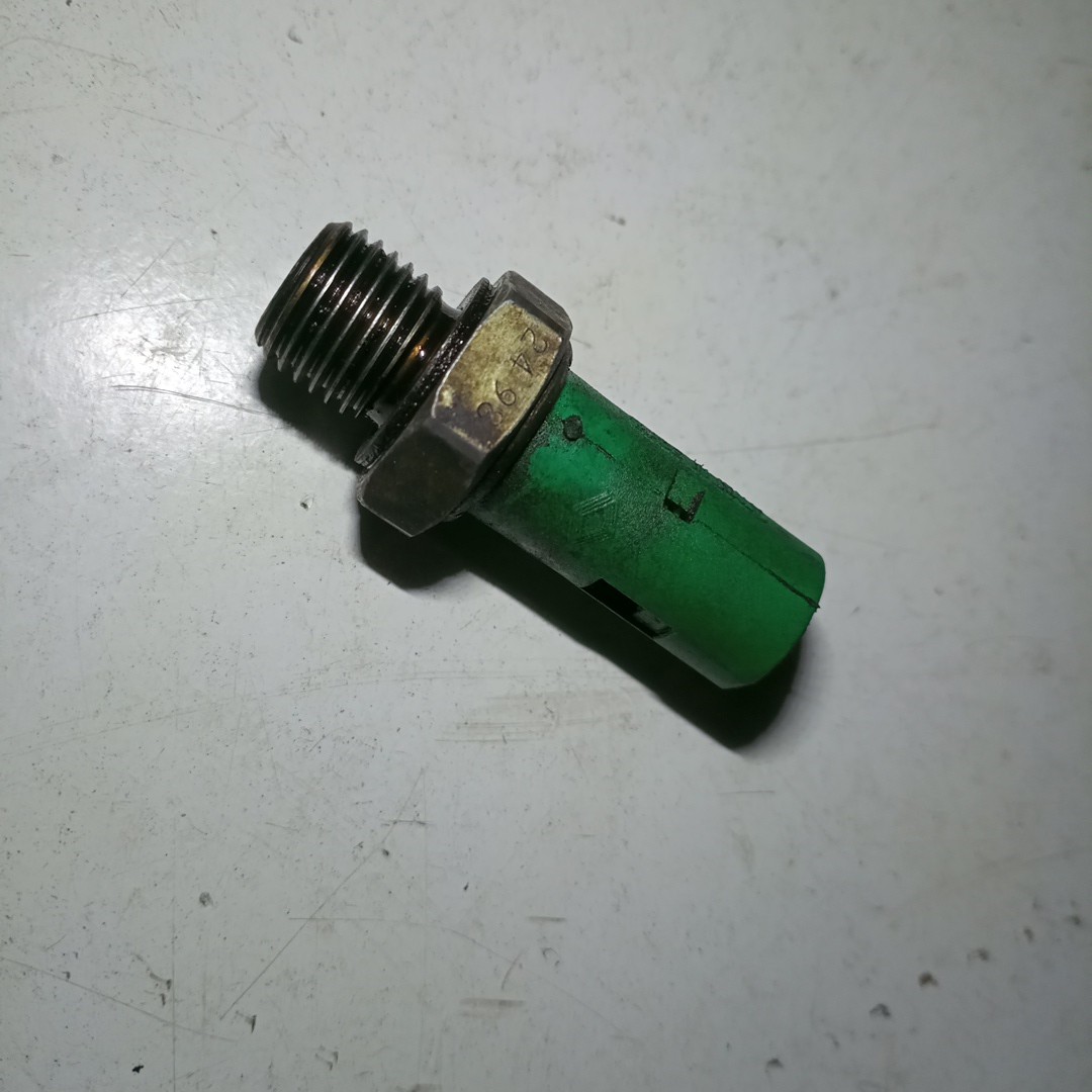 Sensor de Pressão do Óleo RENAULT CLIO II (BB_, CB_) | 98 - 