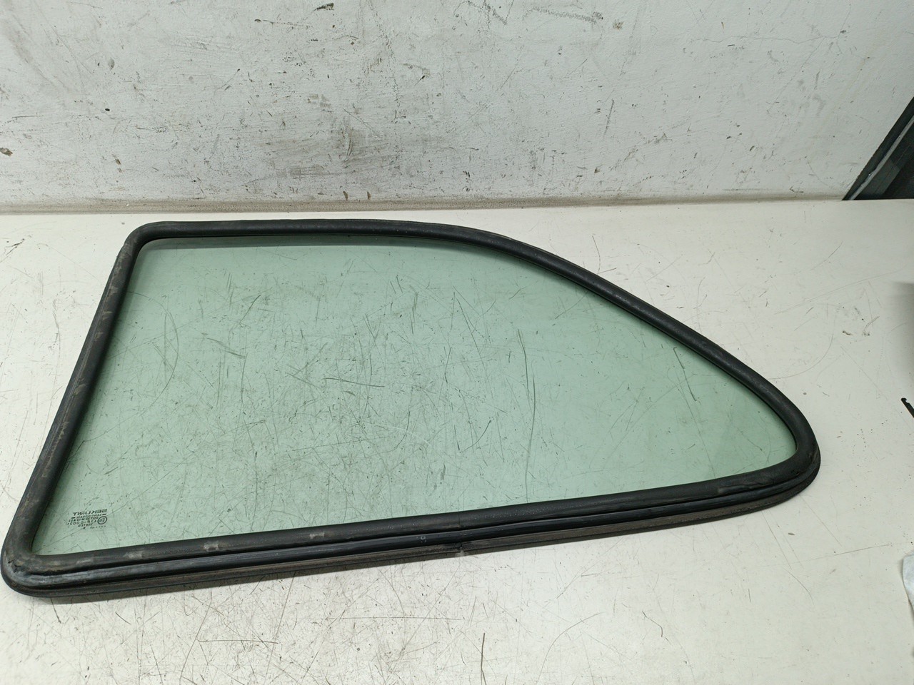 Vidro Traseiro Direito FORD FIESTA IV (JA_, JB_) | 95 - 02 Imagem-3