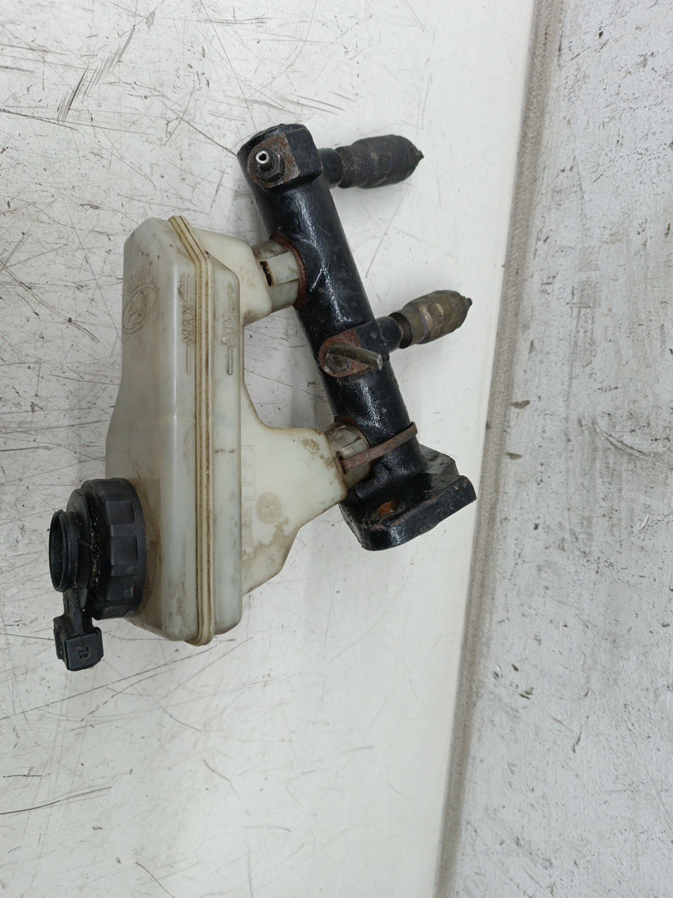 Bomba dos Travões FORD FIESTA IV (JA_, JB_) | 95 - 02