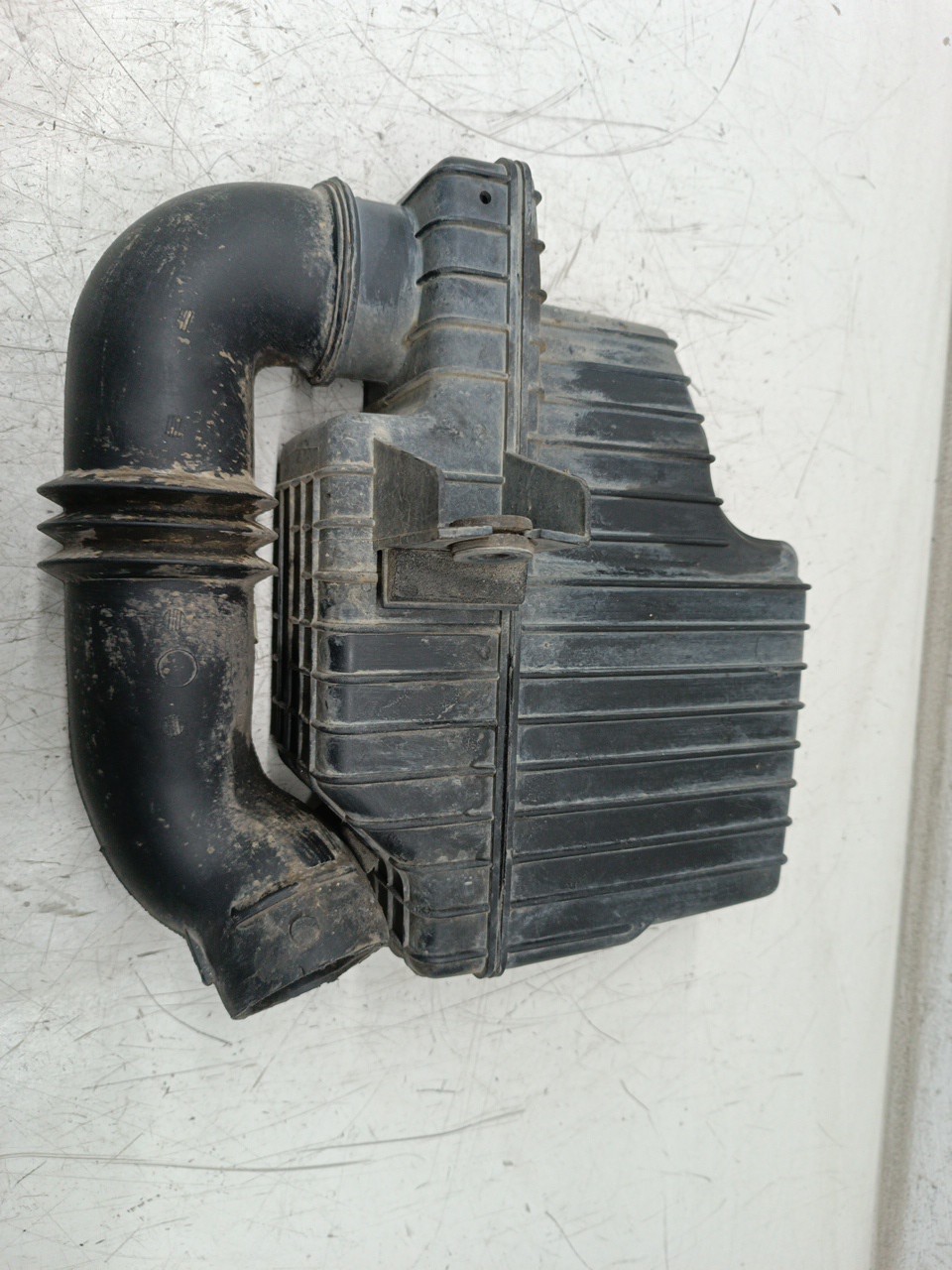 Ressonador de caixa de filtro de ar FORD FIESTA IV (JA_, JB_) | 95 - 02 Imagem-2