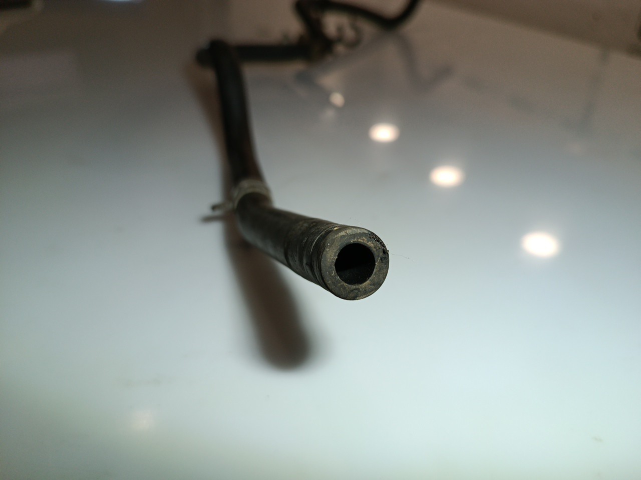 Tubo de Água FORD FIESTA IV (JA_, JB_) | 95 - 02 Imagem-3