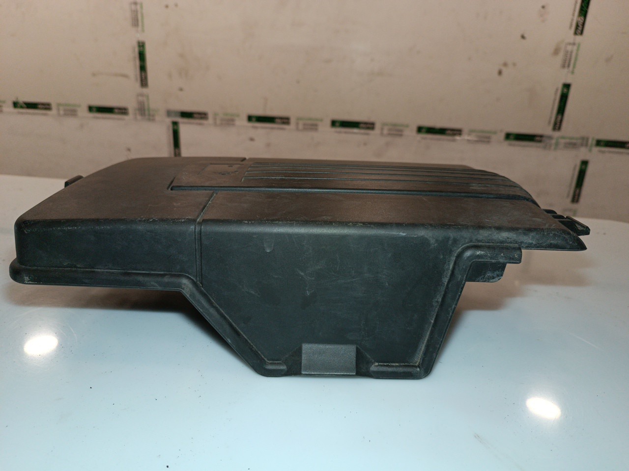 Tampa de bateria VOLKSWAGEN PASSAT Variant (3C5) | 05 - 11 Imagem-3