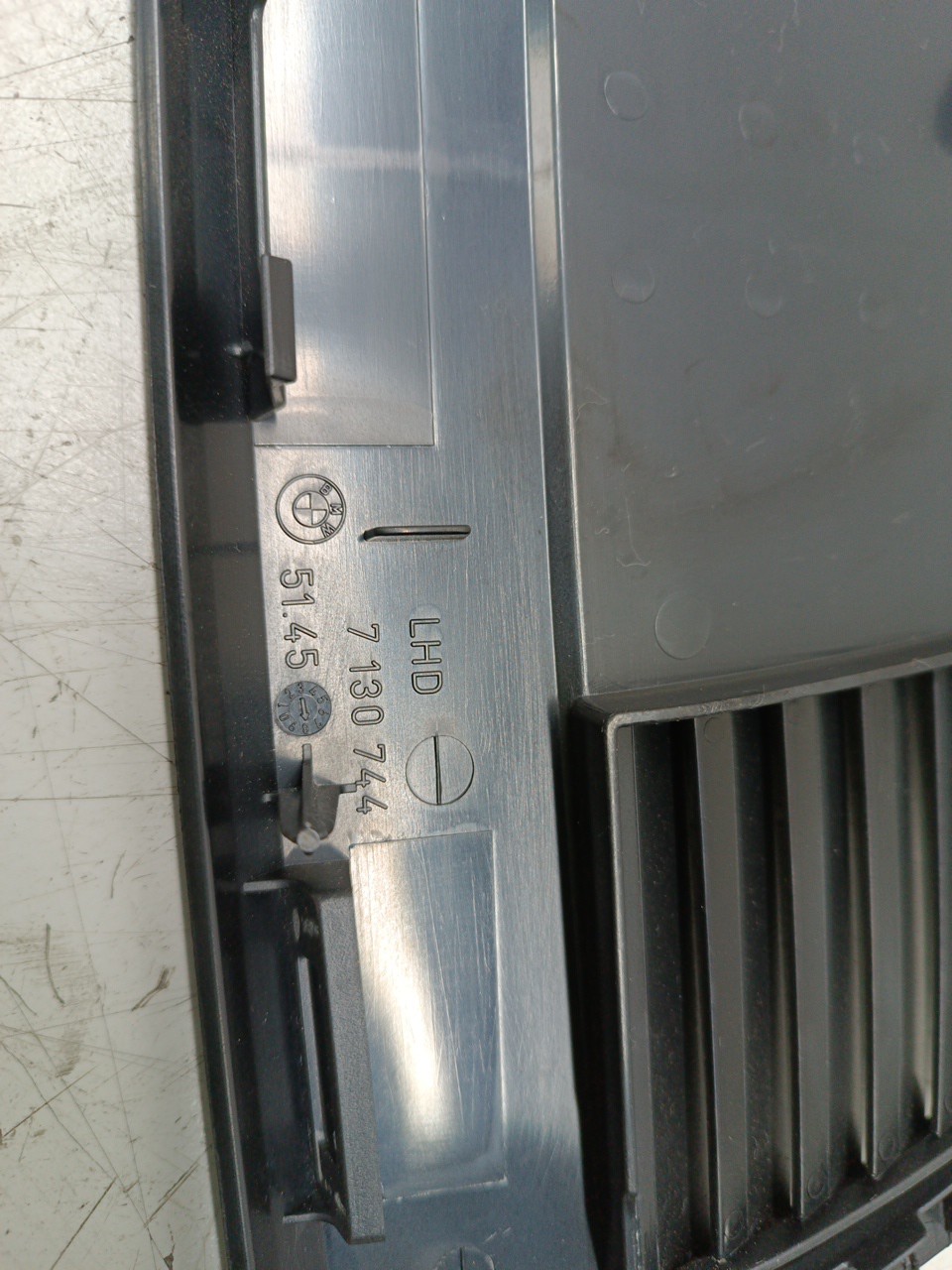 Ventilação de ar central BMW 3 Touring (E91) | 04 - 12 Imagem-3