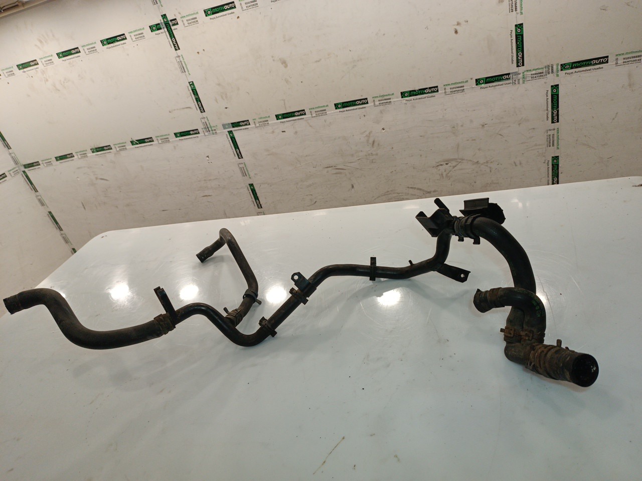 Tubo de Água VOLKSWAGEN PASSAT Variant (3A5, 35I) | 88 - 97 Imagem-4