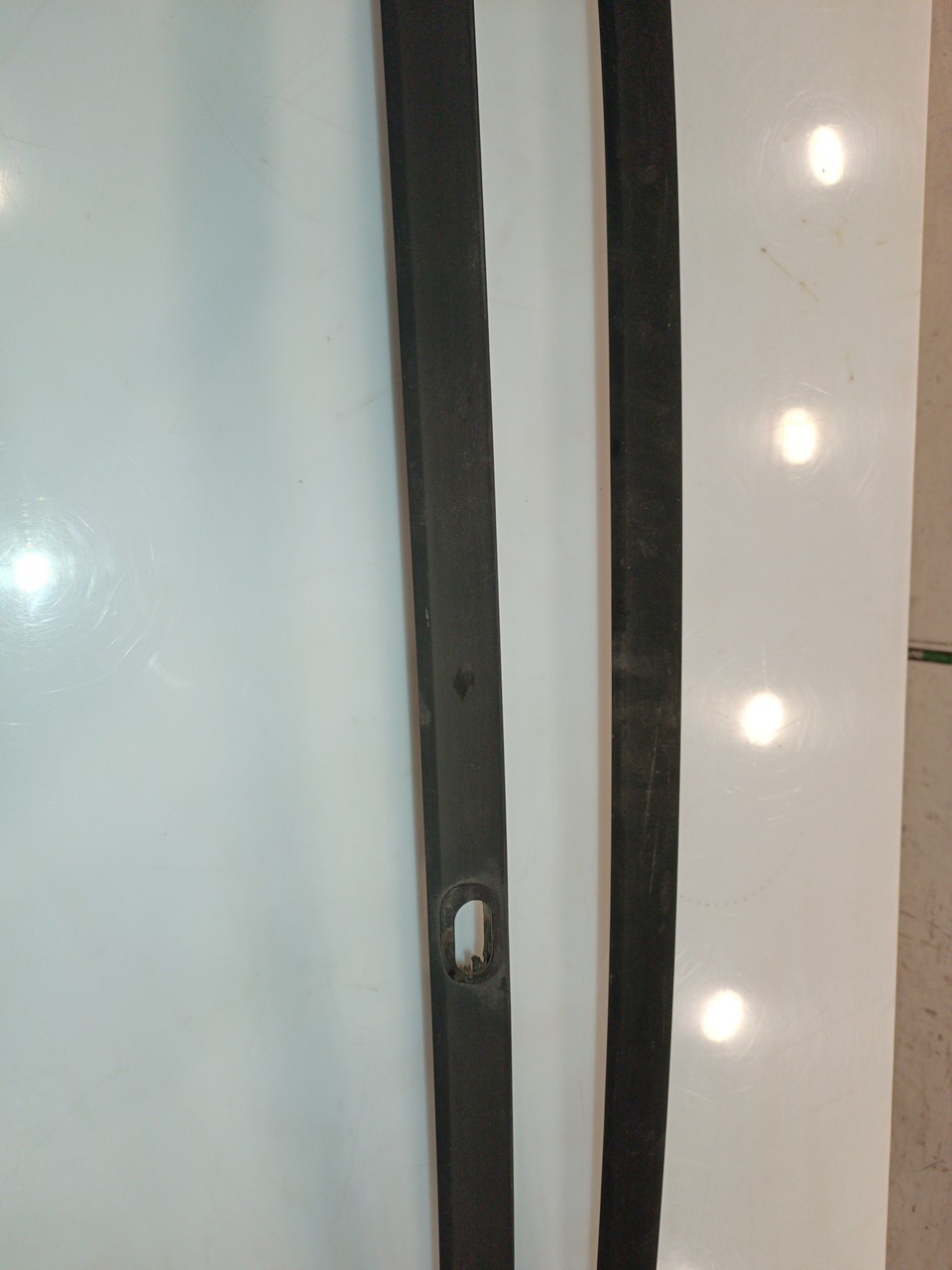 Friso do Tejadilho VOLKSWAGEN PASSAT Variant (3A5, 35I) | 88 - 97 Imagem-1