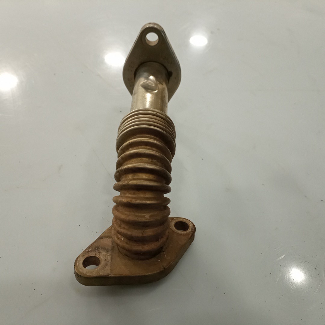 Tubo de EGR VOLKSWAGEN PASSAT Variant (3A5, 35I) | 88 - 97 Imagem-2