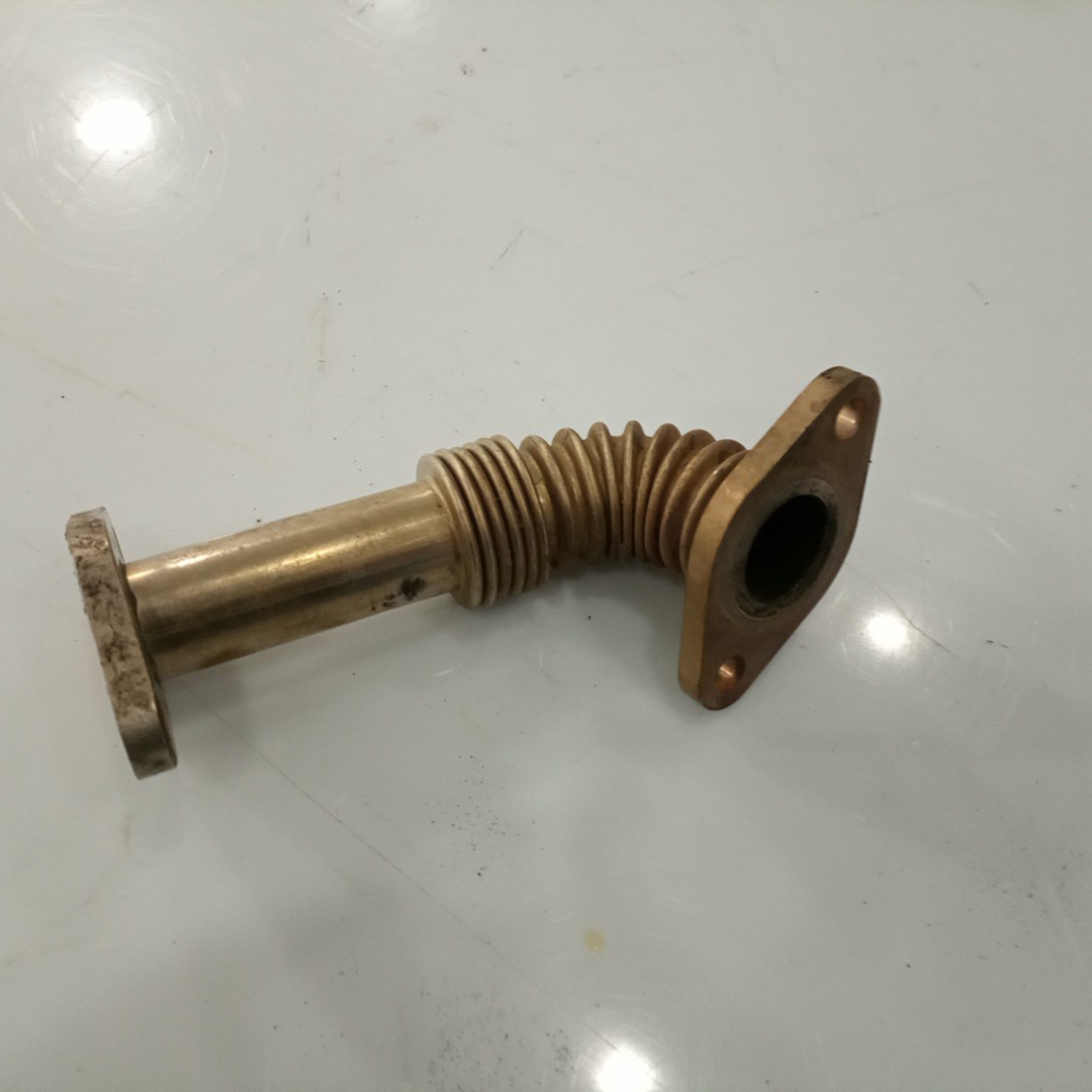 Tubo de EGR VOLKSWAGEN PASSAT Variant (3A5, 35I) | 88 - 97 Imagem-4