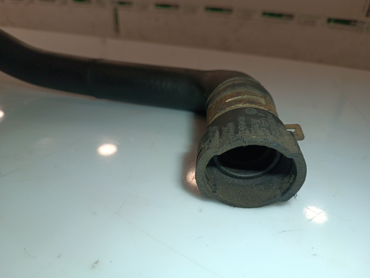 Tubo de Água VOLKSWAGEN PASSAT Variant (3A5, 35I) | 88 - 97 Imagem-1