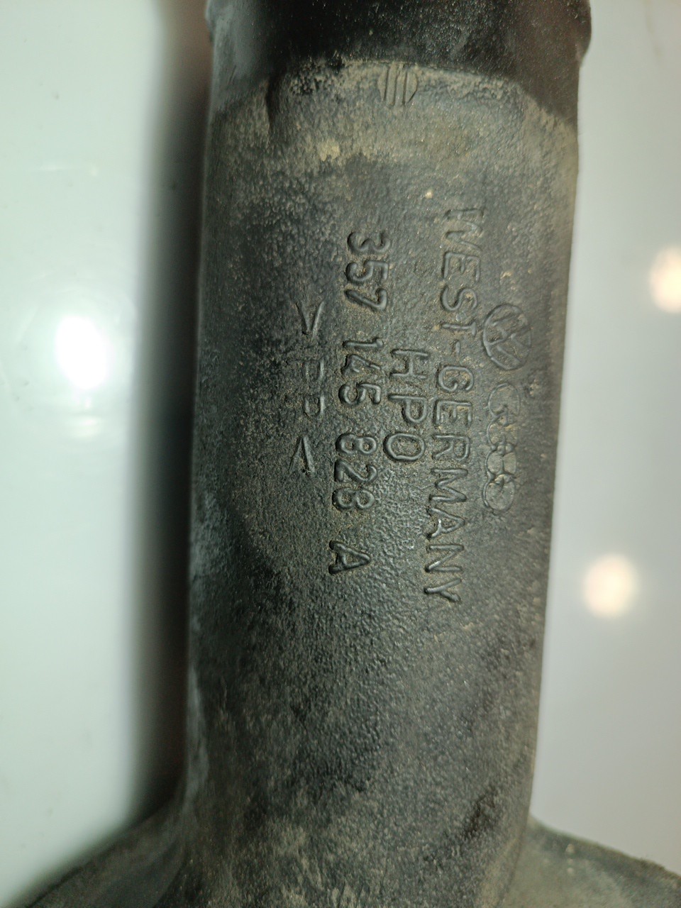 Tubagem do Intercooler VOLKSWAGEN PASSAT Variant (3A5, 35I) | 88 - 97 Imagem-1