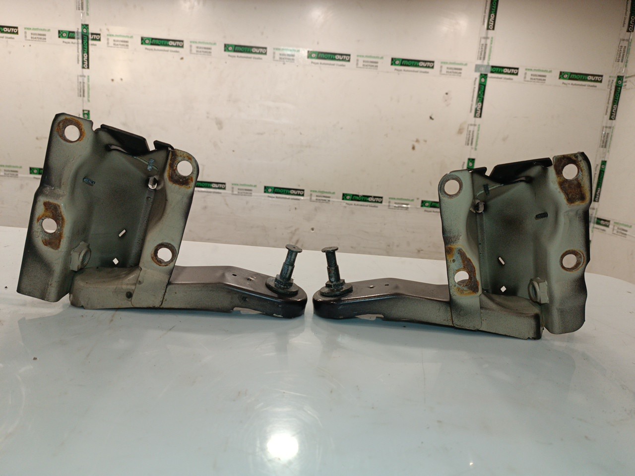 Suporte de cortina da mala VOLKSWAGEN PASSAT Variant (3A5, 35I) | 88 - 97 Imagem-3