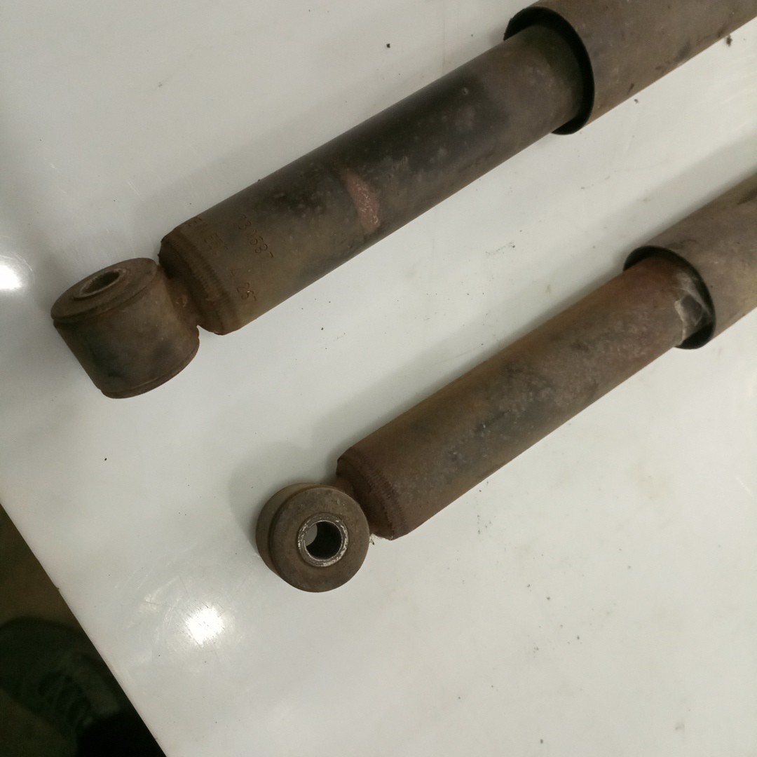 Amortecedor Traseiro RENAULT CLIO I (B/C57_, 5/357_) | 90 - 98 Imagem-2