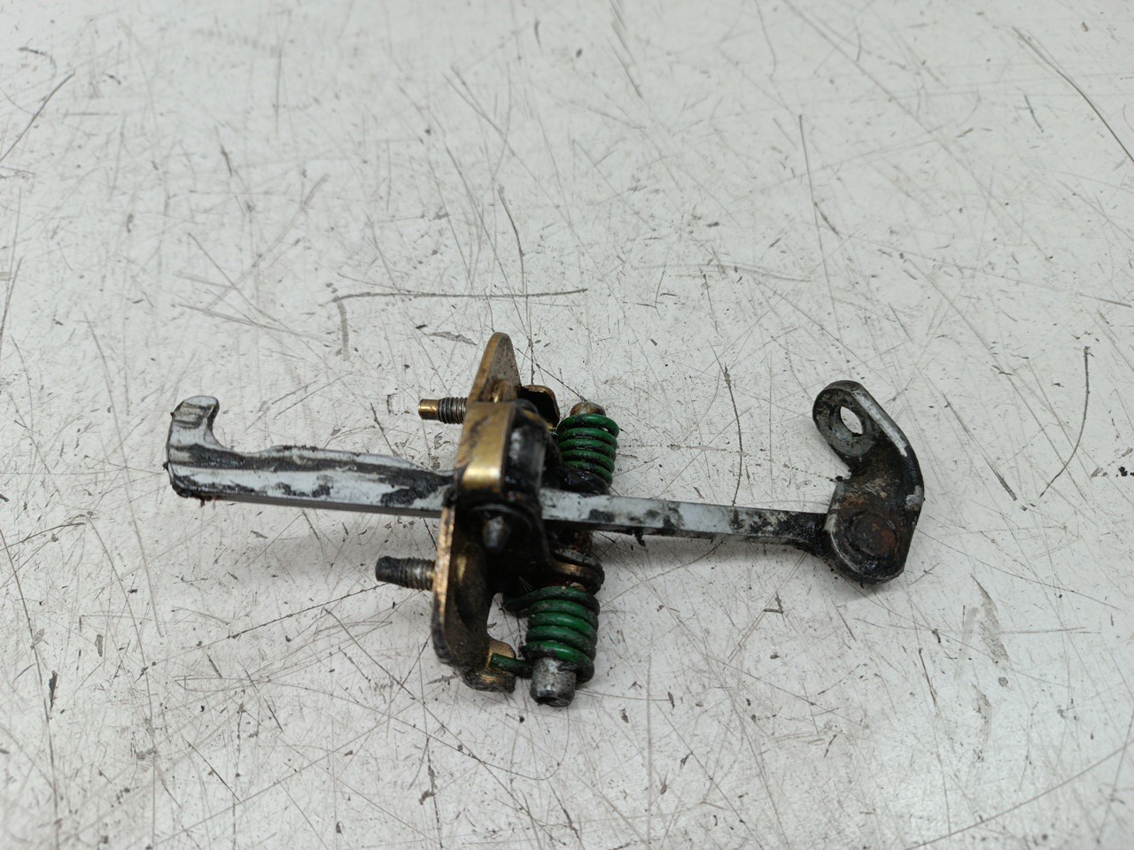 Esticador  / Limitador de porta RENAULT CLIO I (B/C57_, 5/357_) | 90 - 98