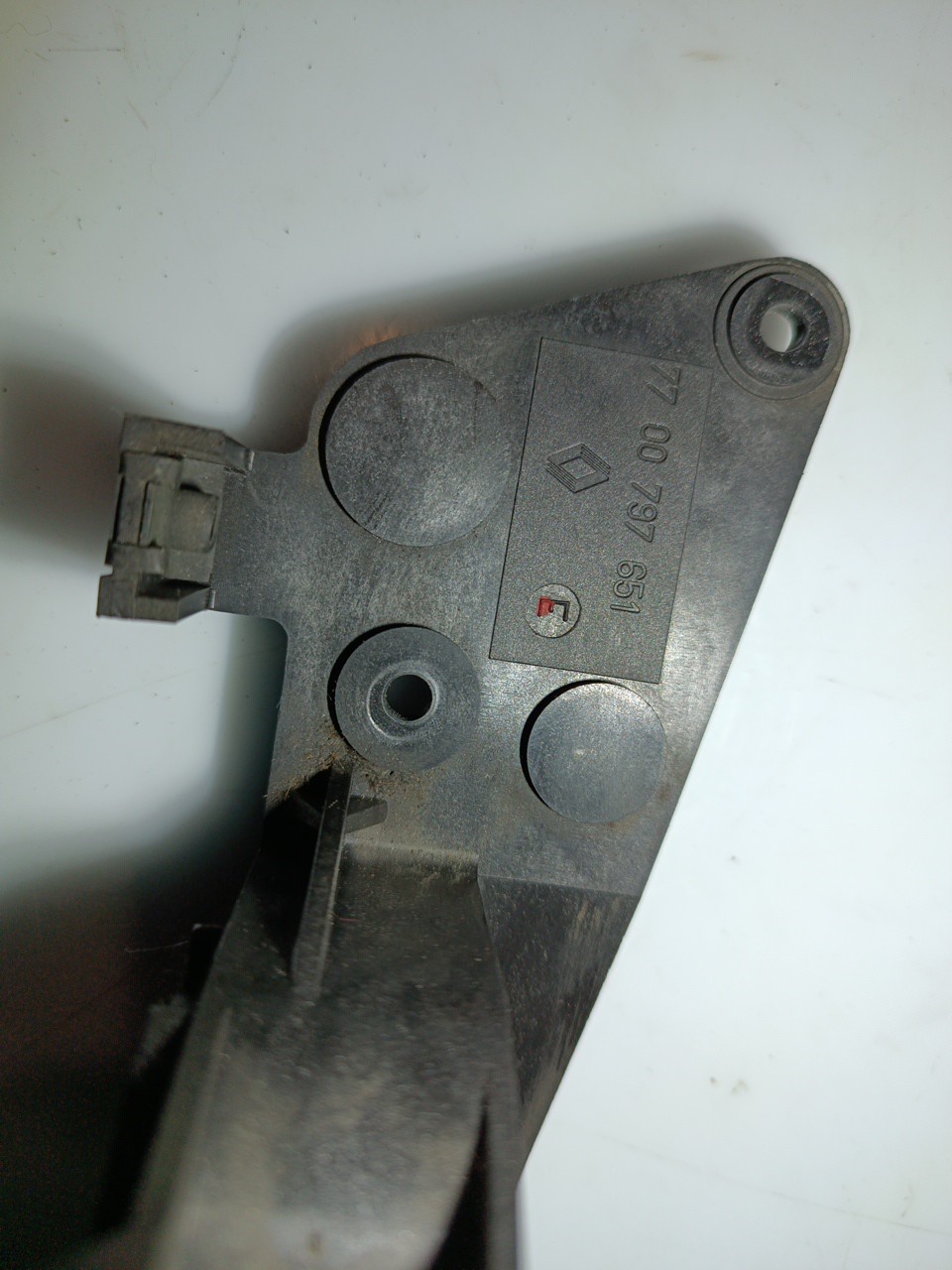 Suporte da coluna de direção RENAULT CLIO I (B/C57_, 5/357_) | 90 - 98 Imagem-1