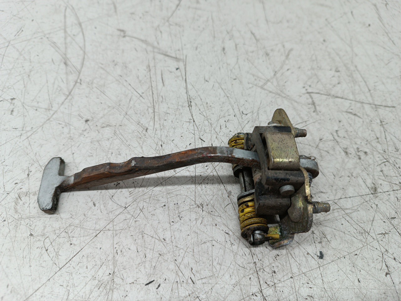 Esticador  / Limitador de porta RENAULT CLIO I (B/C57_, 5/357_) | 90 - 98