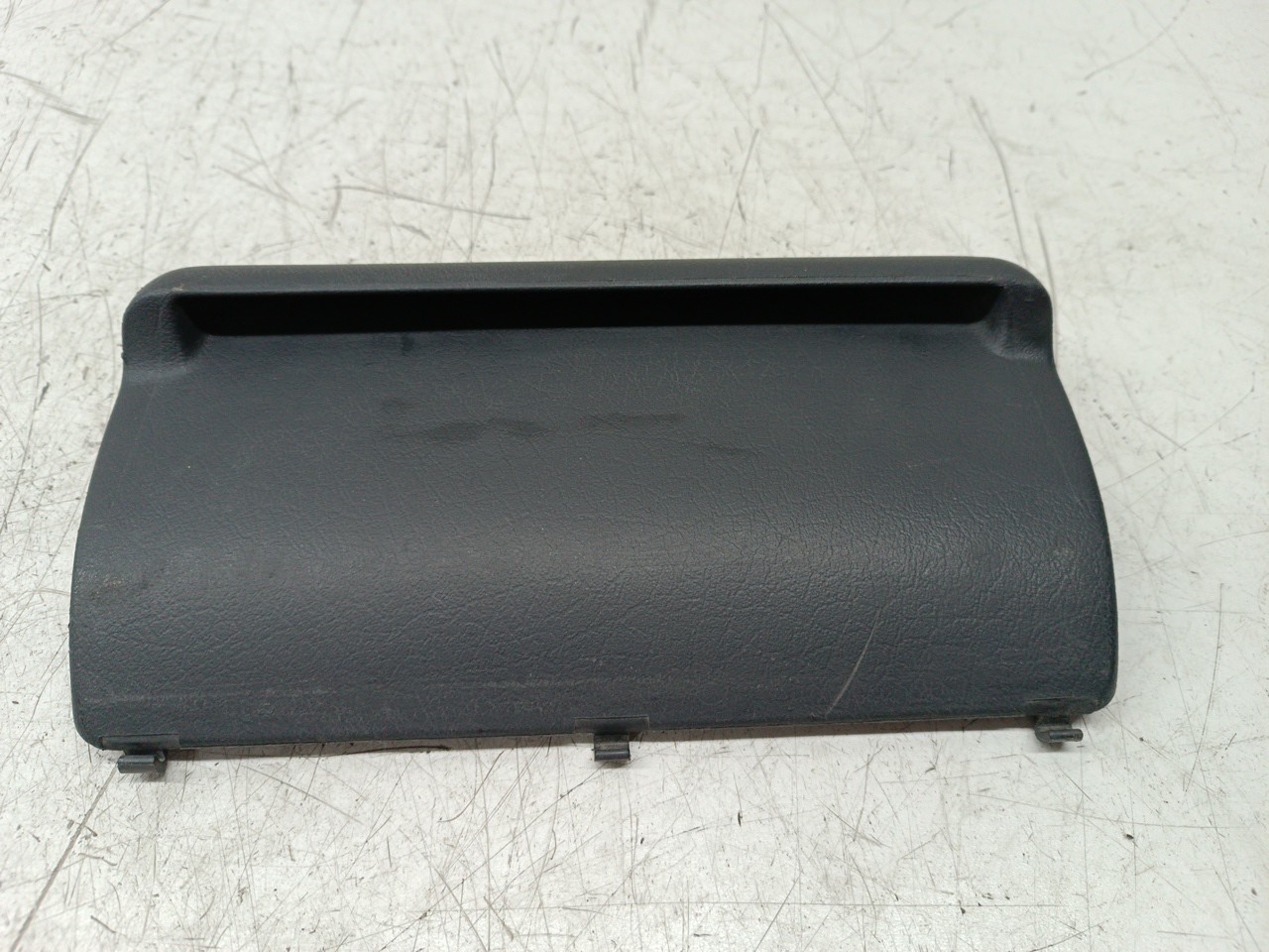 Tampa de caixa de fusiveis VOLKSWAGEN PASSAT Variant (3A5, 35I) | 88 - 97 Imagem-4