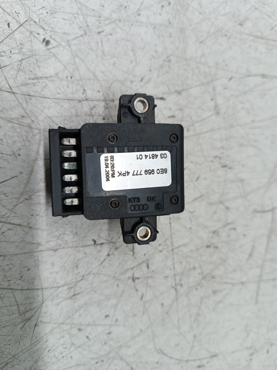 Unidade de controle de banco AUDI A4 Avant (8E5, B6) | 00 - 05 Imagem-2