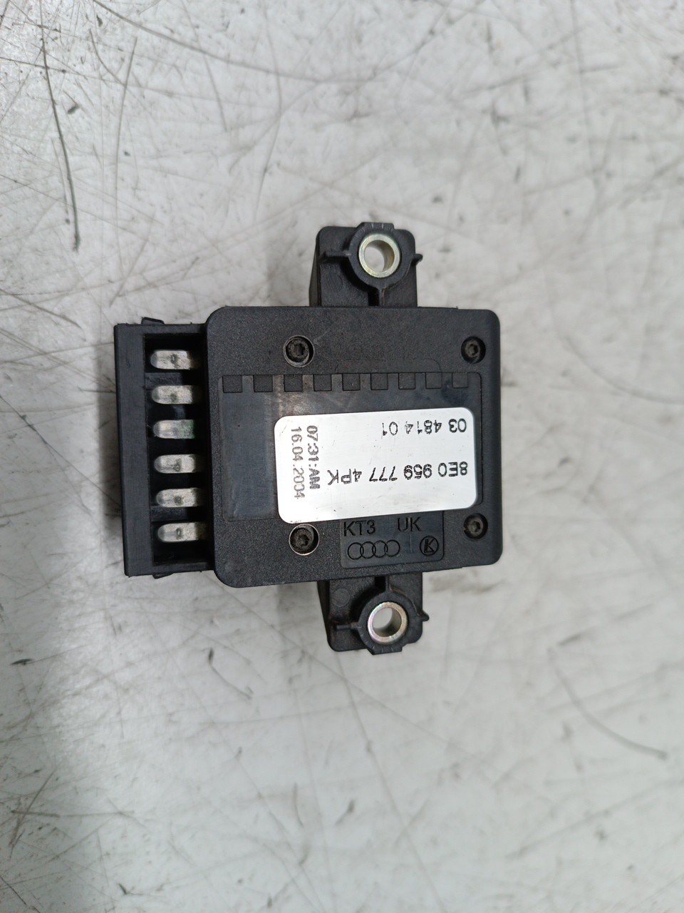 Unidade de controle de banco AUDI A4 Avant (8E5, B6) | 00 - 05 Imagem-1