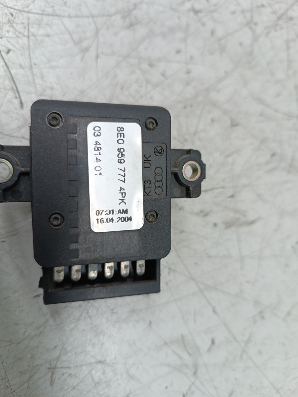 Unidade de controle de banco AUDI A4 Avant (8E5, B6) | 00 - 05 Imagem-2