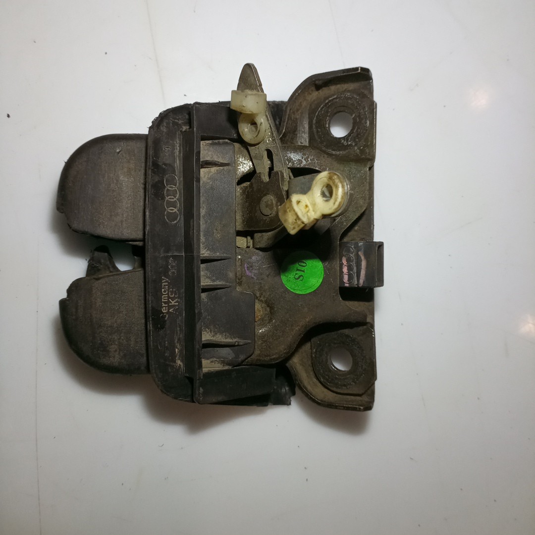 Fecho de abertura de mala AUDI A4 Avant (8E5, B6) | 00 - 05