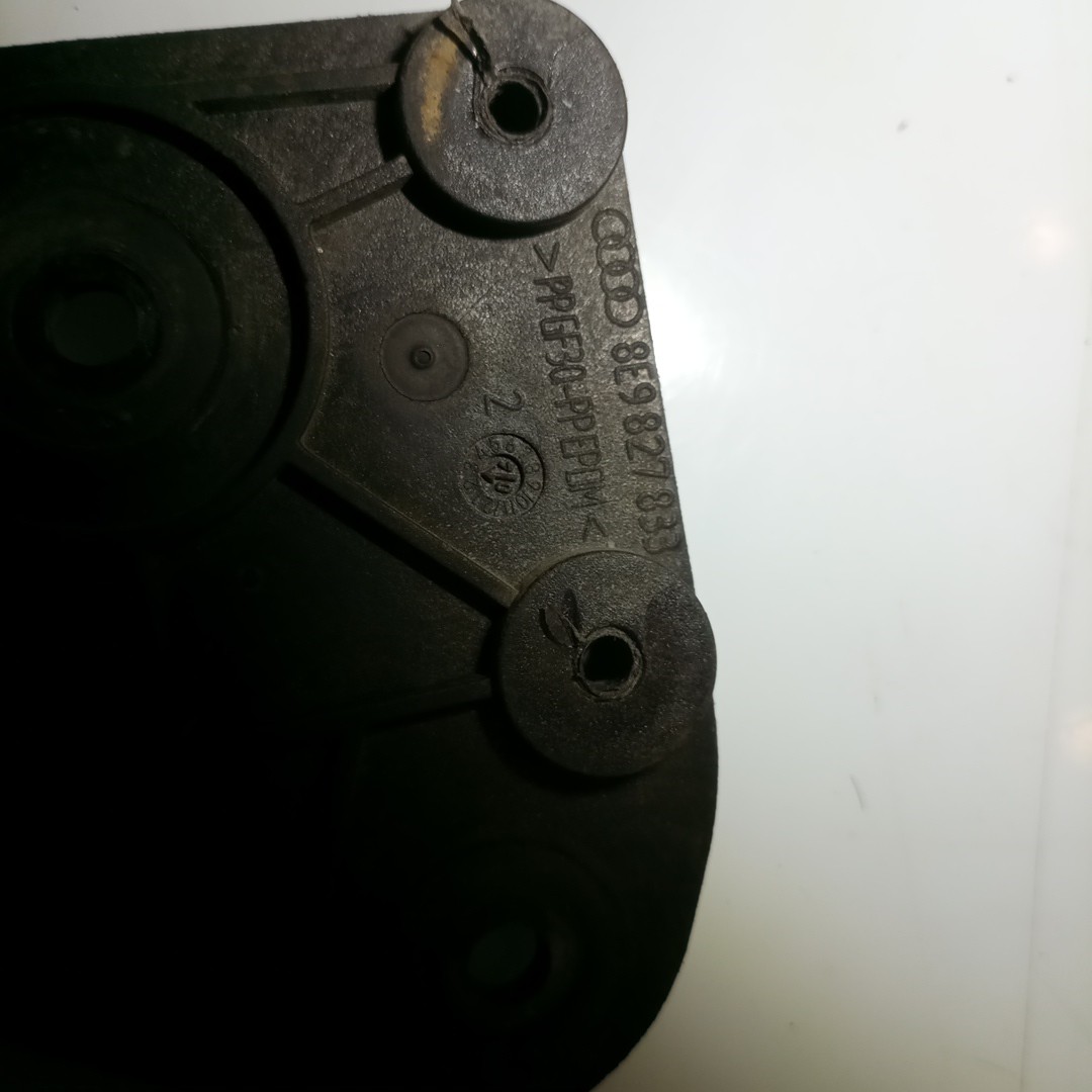 Motor de fecho da mala AUDI A4 Avant (8E5, B6) | 00 - 05 Imagem-1