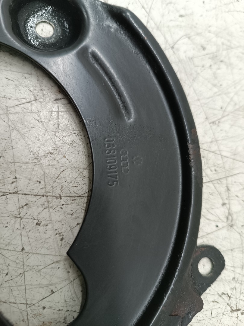 Tampa de distribuição AUDI A4 Avant (8ED, B7) | 04 - 08 Imagem-1