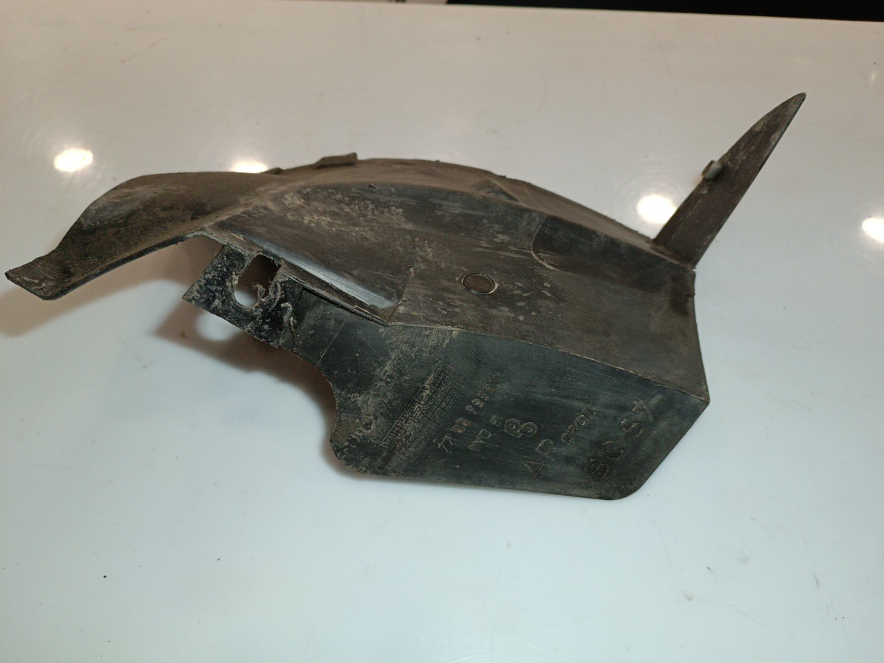 Acabamento de cava de roda RENAULT CLIO I (B/C57_, 5/357_) | 90 - 98