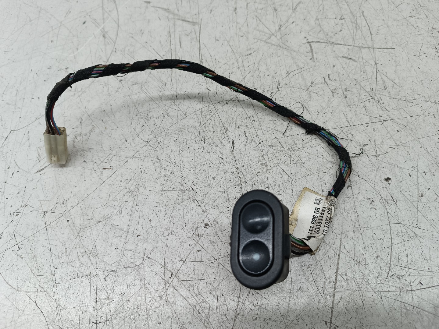 Comutador de vidro frente direito OPEL CORSA B (S93) | 93 - 02 Imagem-1