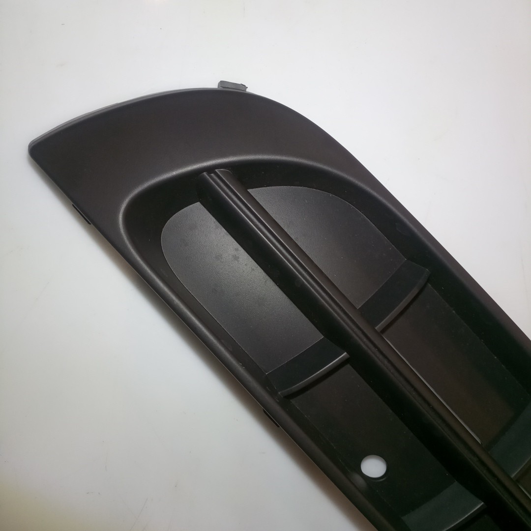 Grelha de para-choques SKODA ROOMSTER (5J) | 06 - 15 Imagem-1