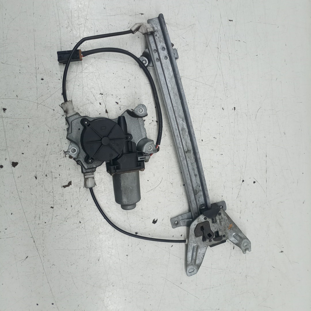 Motor e elevador de vidro trás direito NISSAN PRIMERA Traveller (WP11) | 96 - 02 Imagem-4