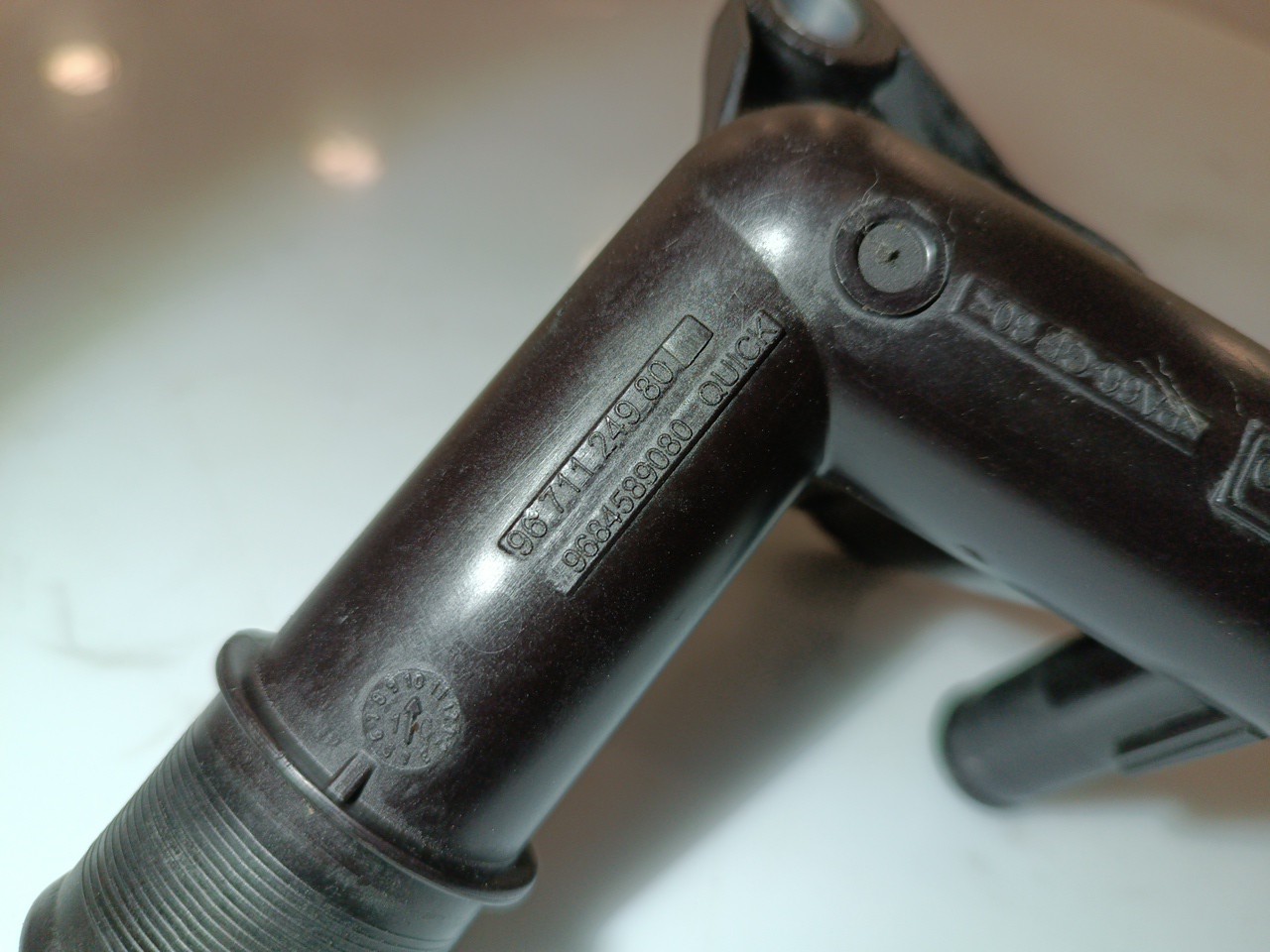 Tubo de Água CITROEN C3 II (SC_) | 09 -  Imagem-1