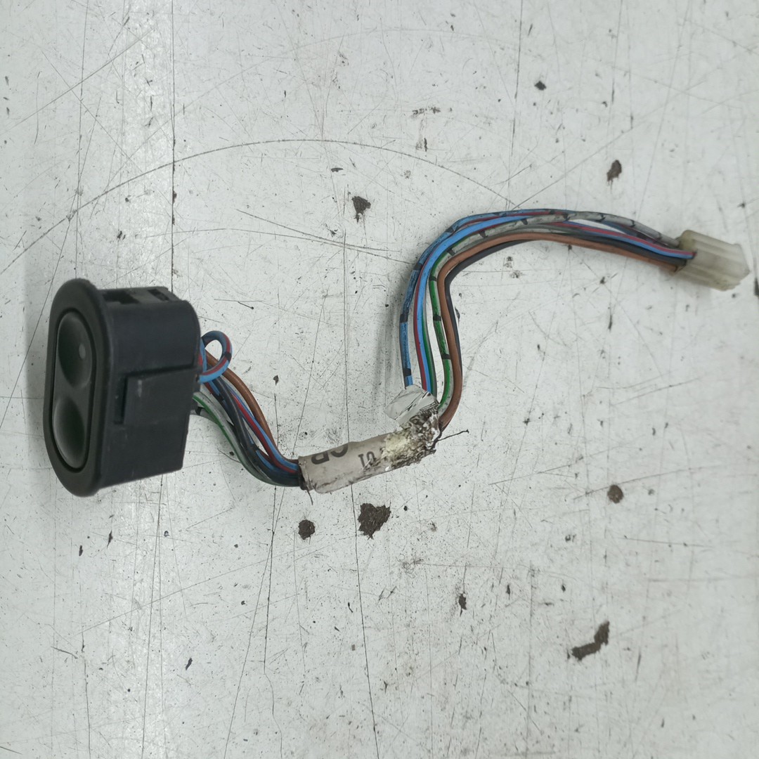 Comutador de vidro frente direito OPEL ASTRA F Combi (T92) | 91 - 98 Imagem-2