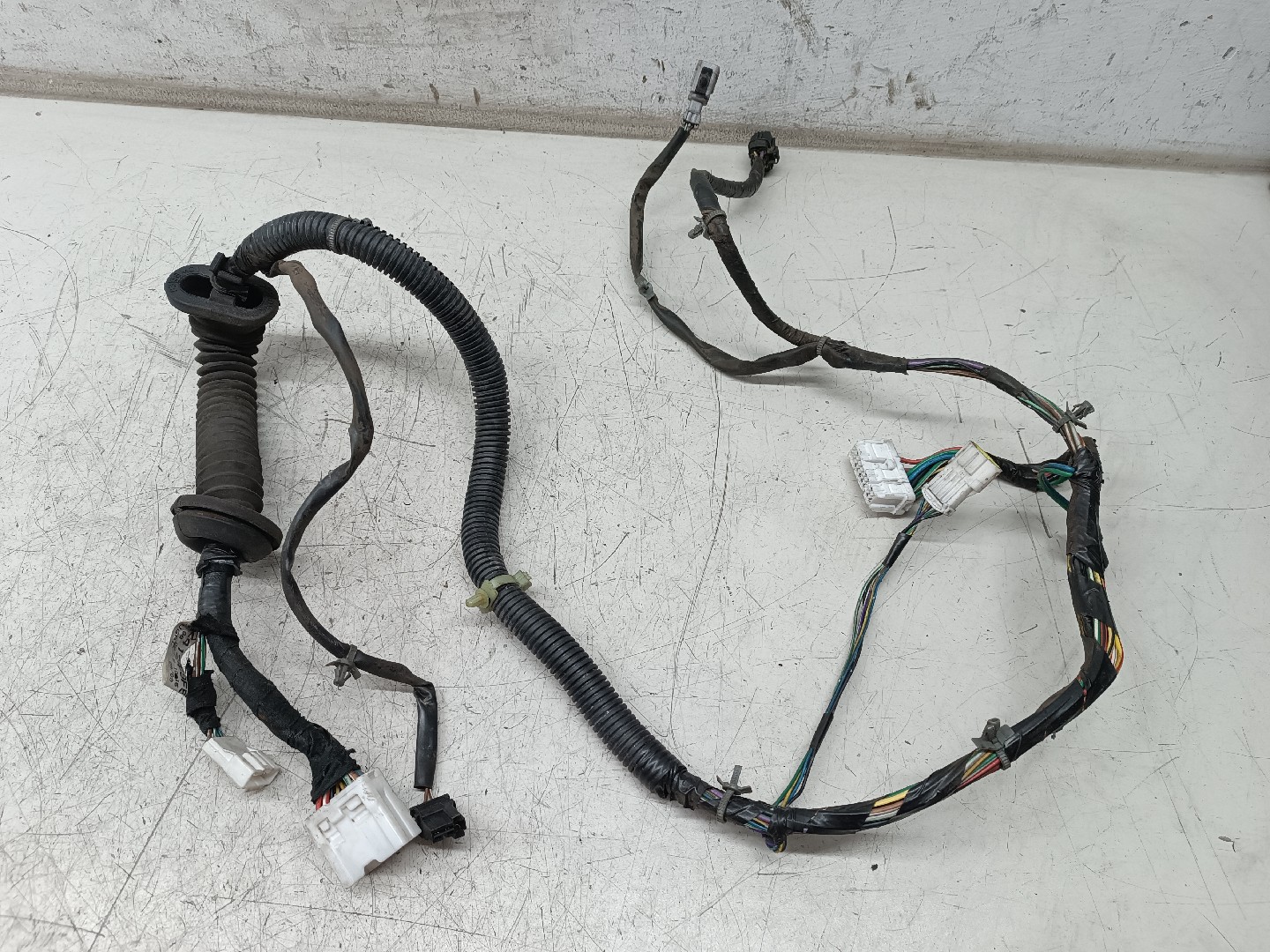 Instalação eléctrica porta frente esquerda NISSAN PRIMERA Traveller (WP11) | 96 - 02 Imagem-5