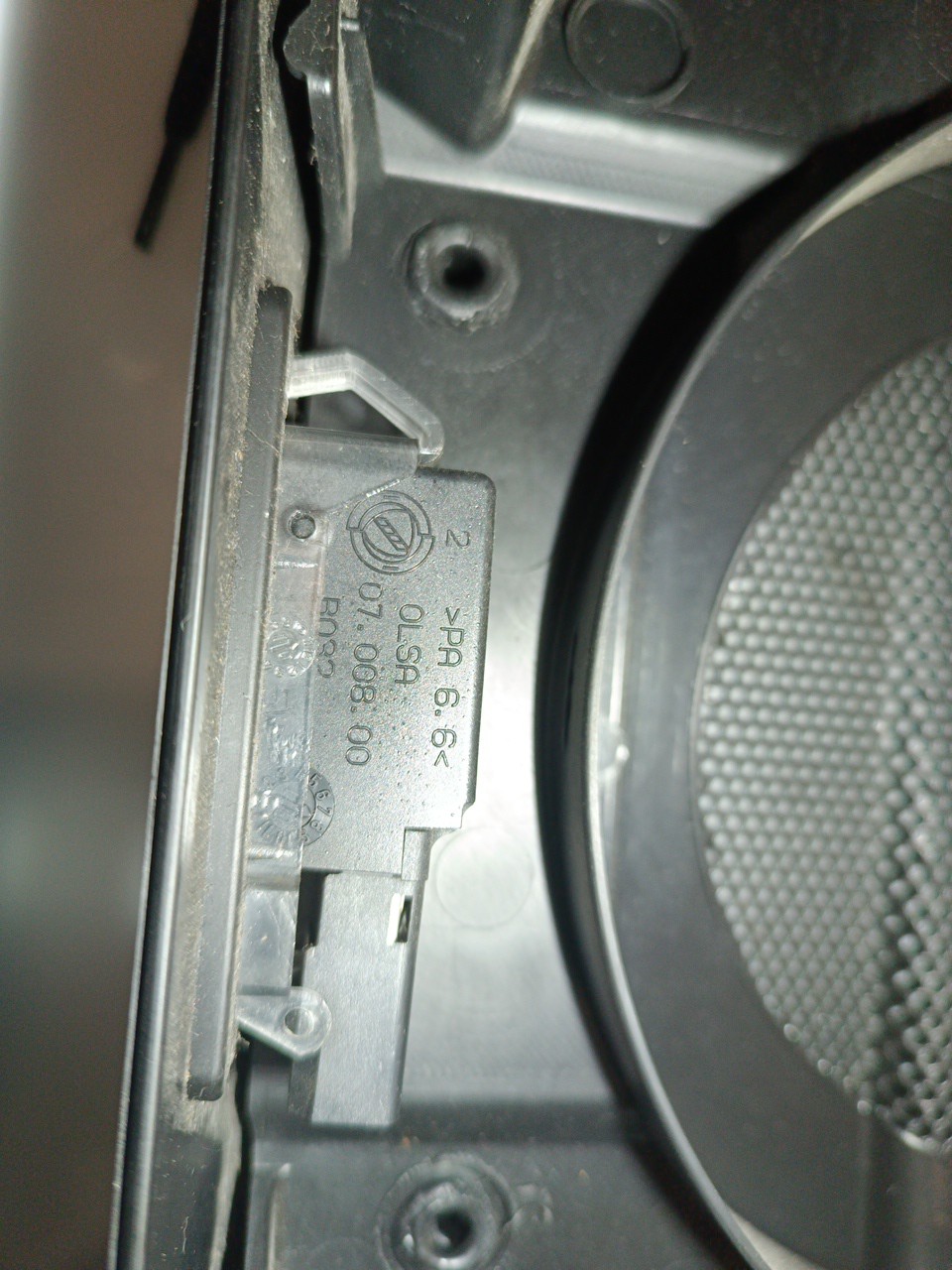 Quartela de porta trás esquerda ALFA ROMEO GIULIETTA (940_) | 10 -  Imagem-4