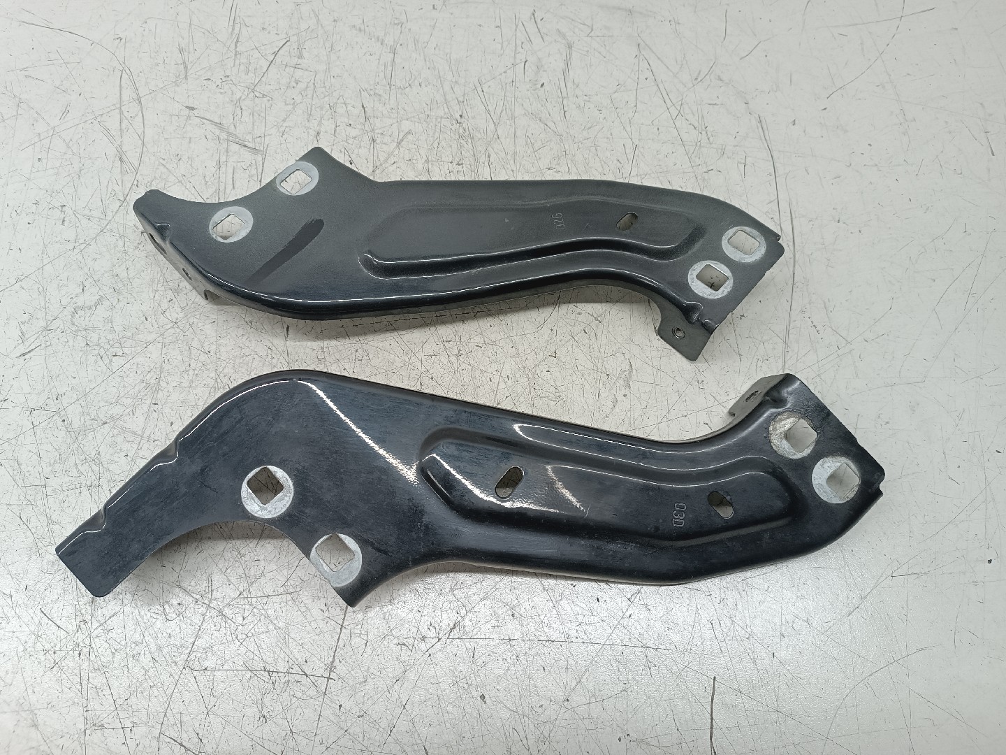 Suporte de montagem guarda lamas CITROEN BERLINGO (B9) | 08 -  Imagem-4