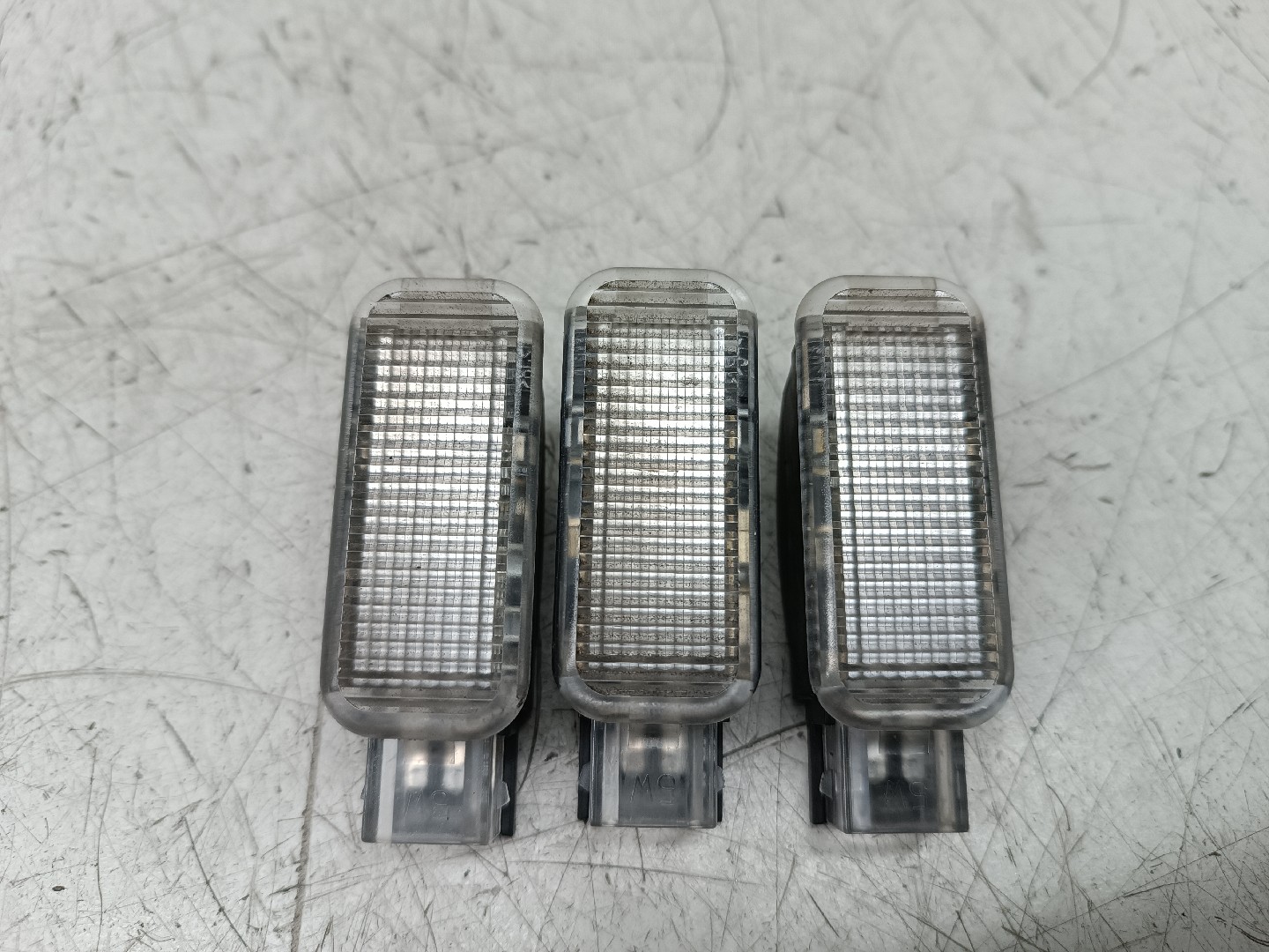 Luz interior da porta VOLKSWAGEN PASSAT Variant (3B6) | 00 - 05 Imagem-5