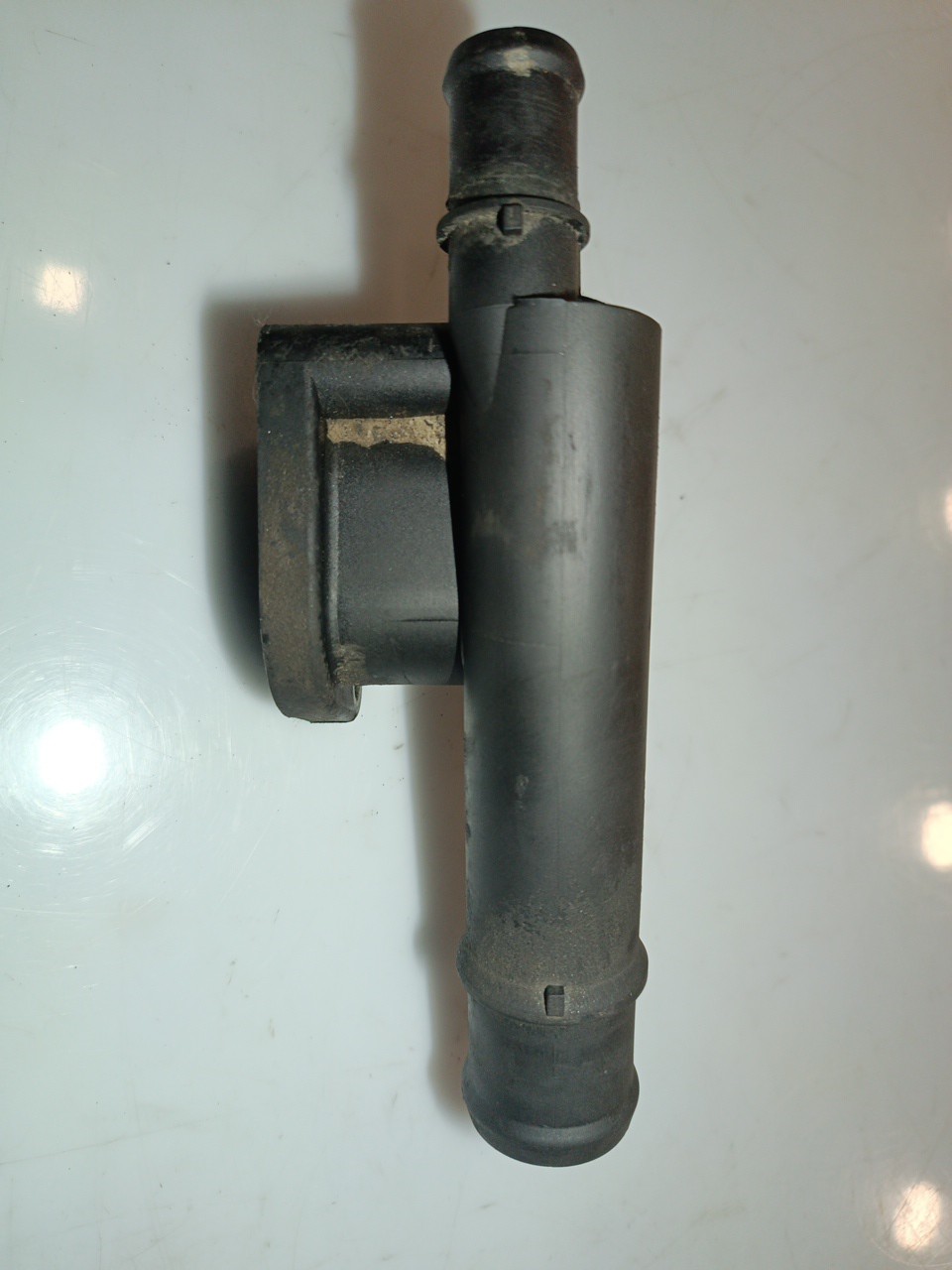 Tubo de Água VOLKSWAGEN CADDY III Caixa (2KA, 2KH, 2CA, 2CH) | 04 - 15 Imagem-3